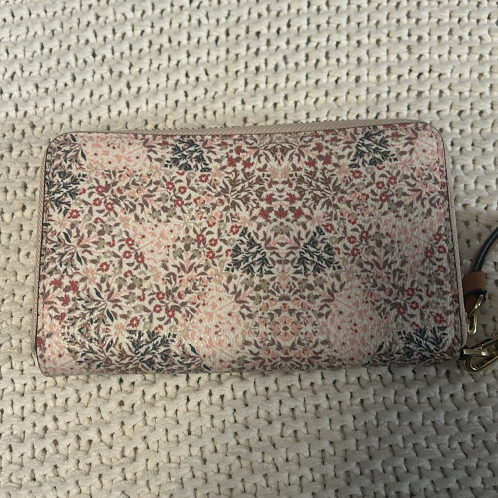 Tory Burch Floral Wallet Wristlet - Picture 3 of 9